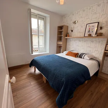 En Plein Coeur D'arromanches - Cote Ponton